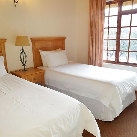 124 Fairways Drakensberg Gardens Villa Underberg Szoba fotó